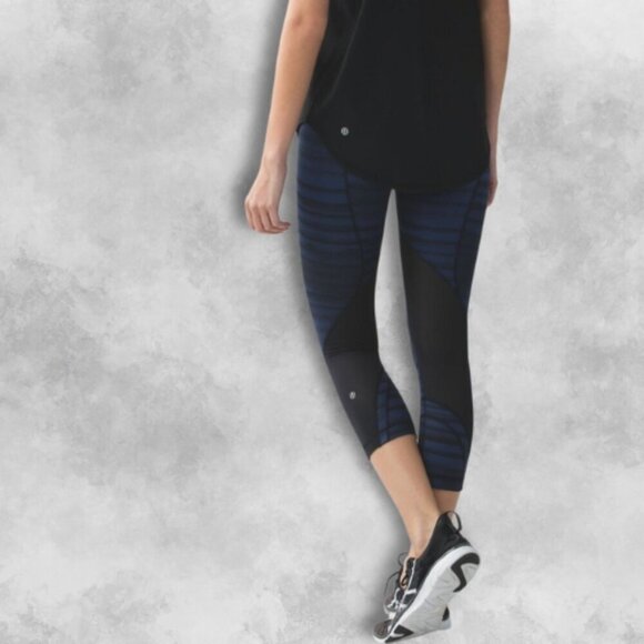 Lululemon Run Inspire Crop II Pants Stretchy Good Vibes Navy & Black Stripes W 4 - Picture 2 of 6